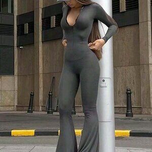 BN  Women's One-Piece "Jumpsuit" ✨️